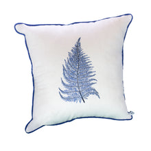 Charger l'image dans la galerie, Coussin brodé Fougere carré