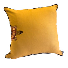 Charger l'image dans la galerie, Coussin brodé carré Tortue