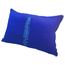 Charger l'image dans la galerie, Coussin brodé Sauge rectangulaire