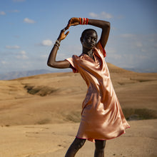 Charger l'image dans la galerie, ROBE RIMETTE EN SOIE
