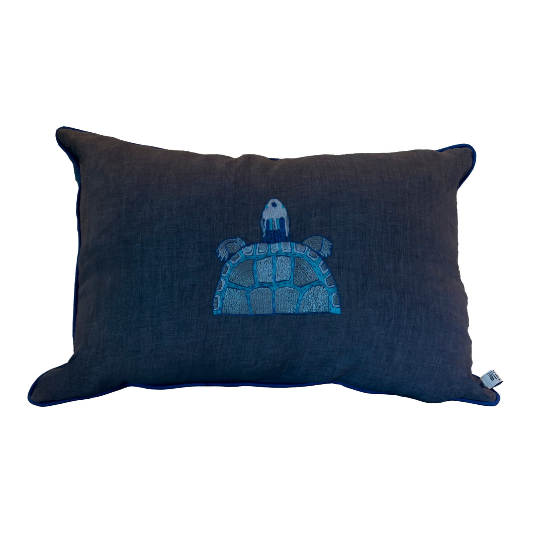 Coussin brodé rectangulaire Tortue